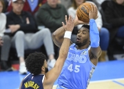 B体育活动-包含猛龙突破历史极限，独行侠遭遇惨败的词条