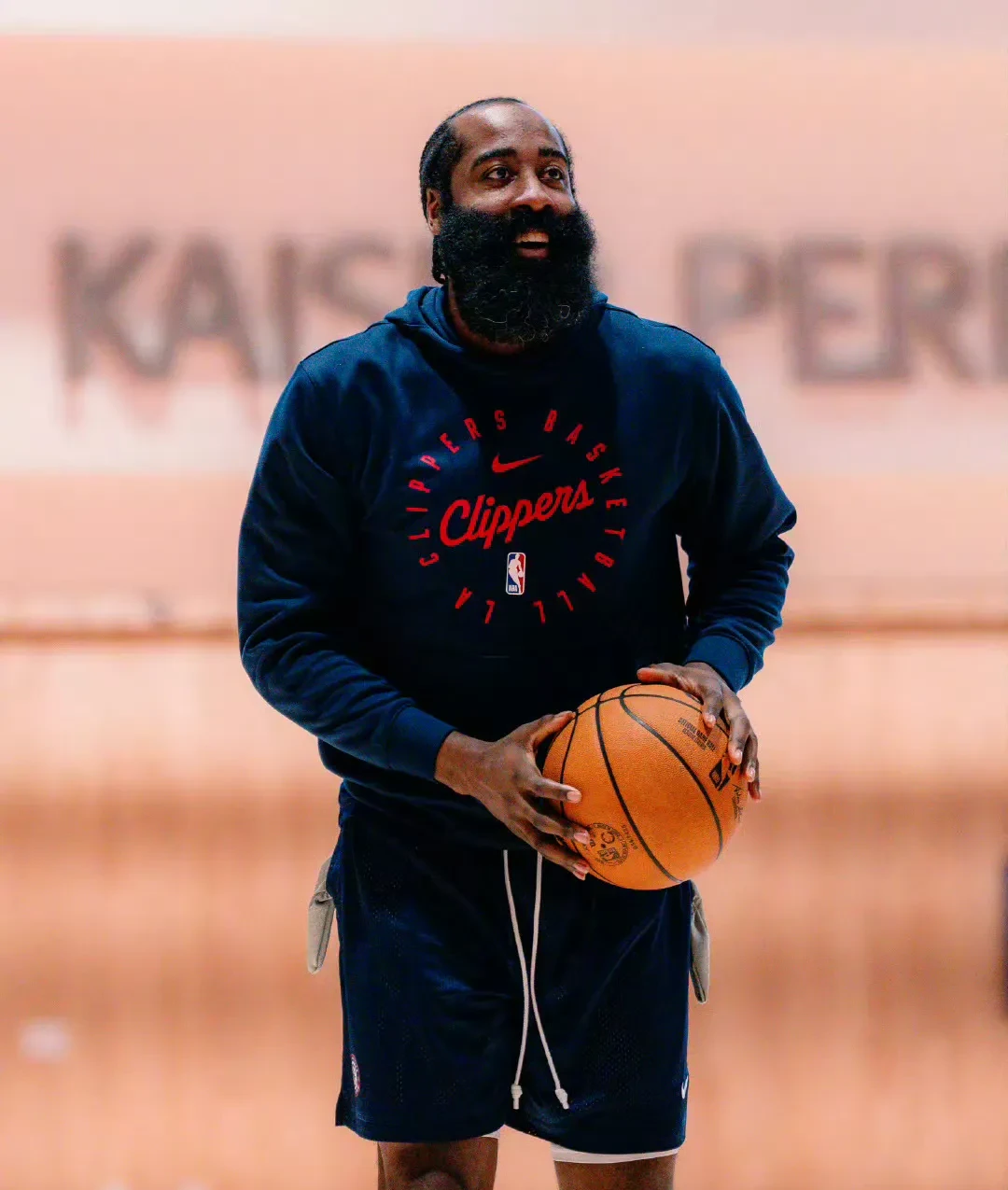 灰熊老将重返球场,为队伍注入信心的简单介绍 灰熊老将重返球场,为队伍注入信心的简单介绍