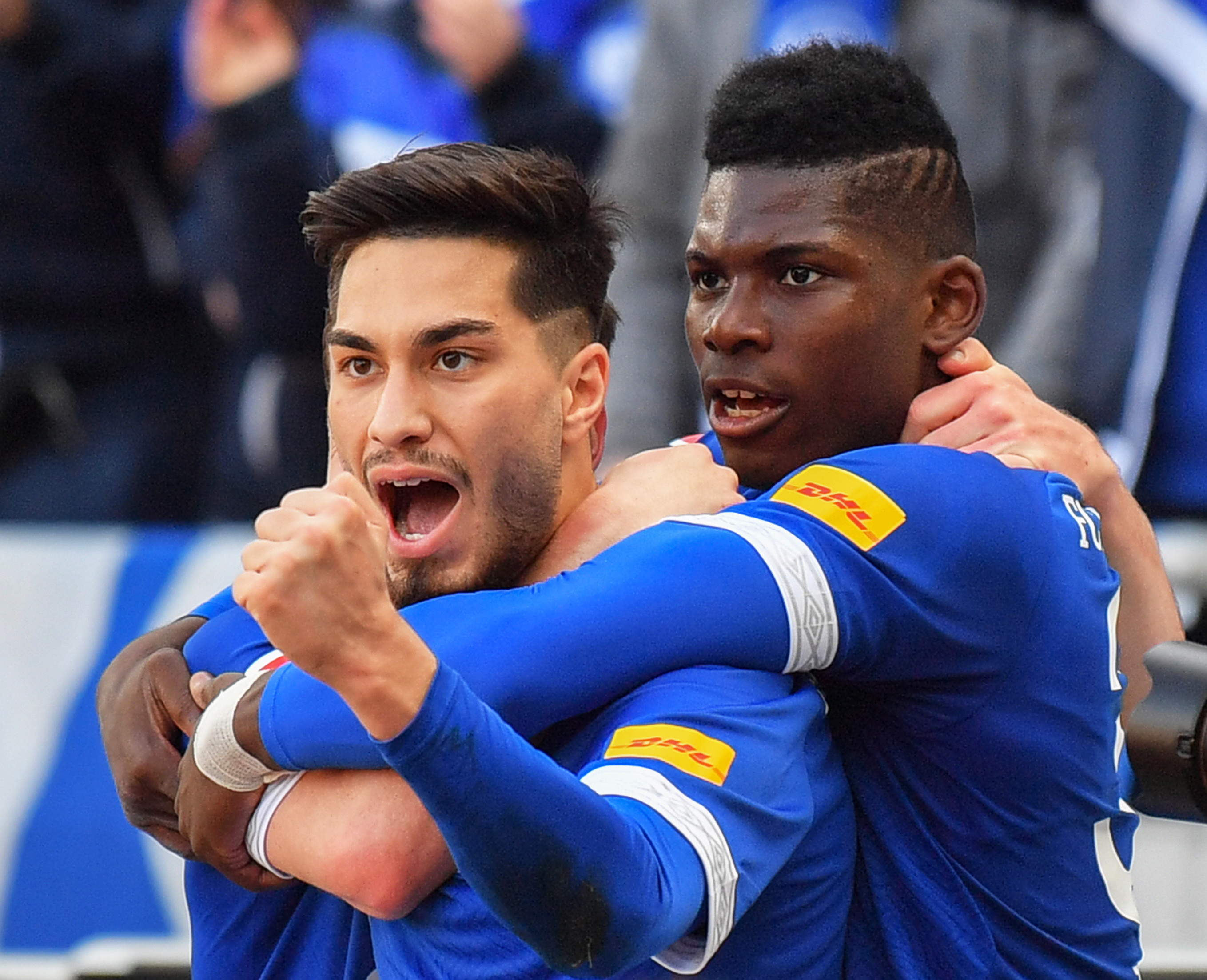 沙尔克主场力保不败,德甲保级形势稍有缓解的简单介绍 沙尔克主场力保不败,德甲保级形势稍有缓解的简单介绍