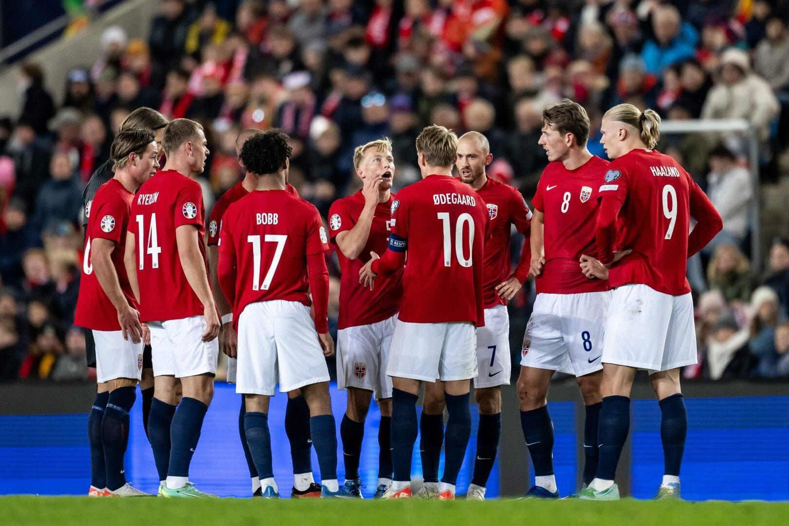 关于塞尔维亚主场大胜挪威,欧洲杯资格赛前景乐观的信息 关于塞尔维亚主场大胜挪威,欧洲杯资格赛前景乐观的信息