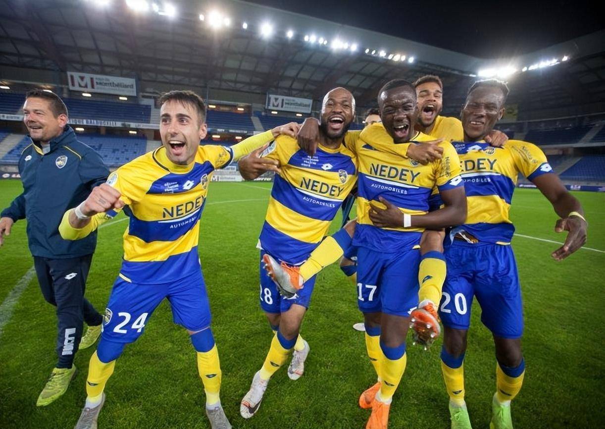 斯旺西防守稳固,英冠晋级形势看涨的简单介绍 斯旺西防守稳固,英冠晋级形势看涨的简单介绍