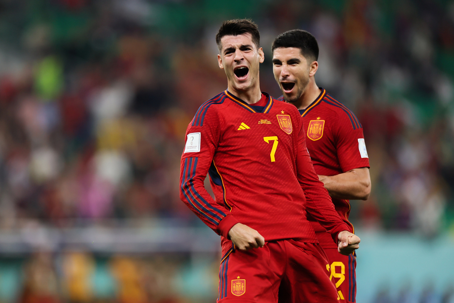 西班牙球员射门成功，助队取得胜利