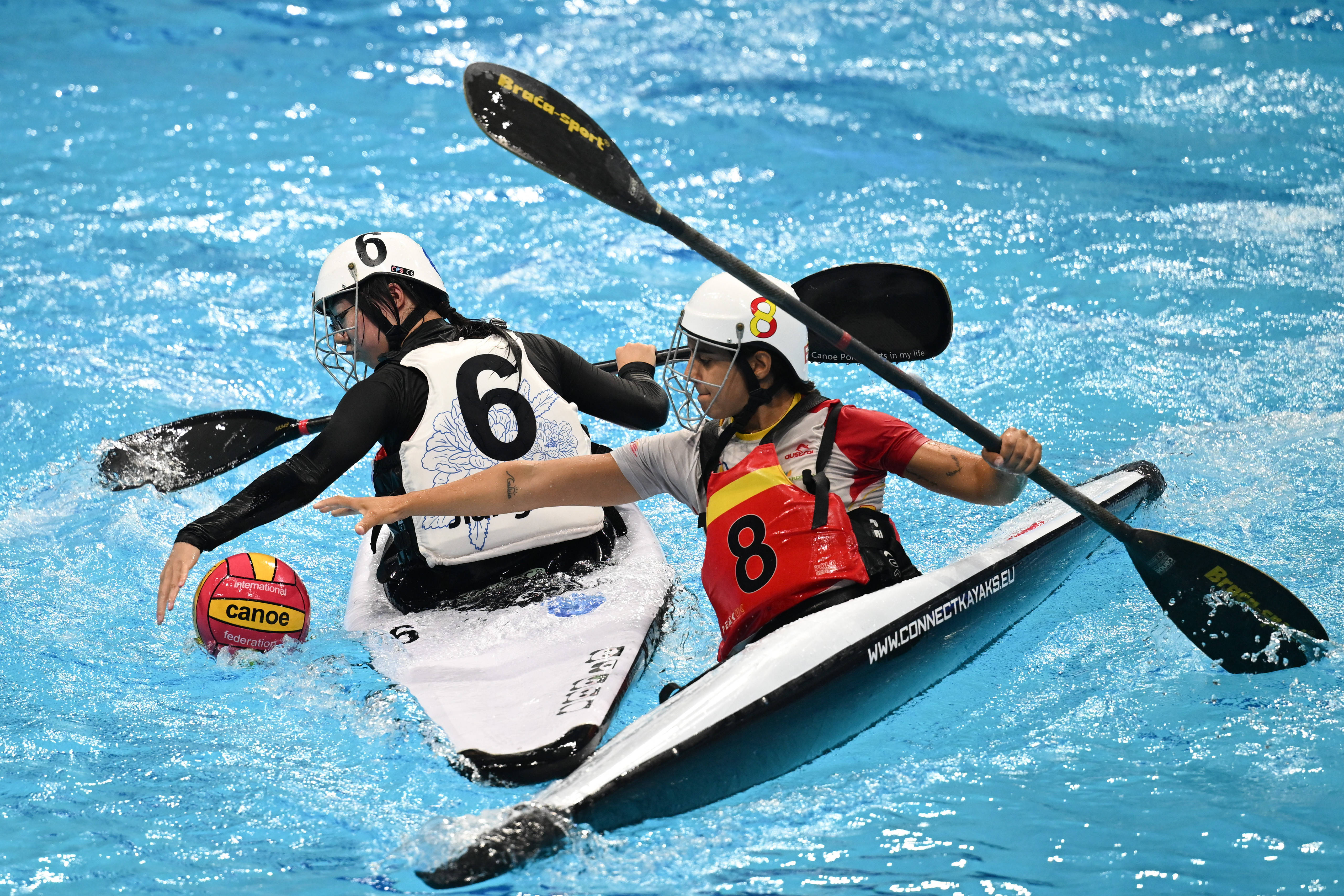 关于皮划艇女子千米接力中国队夺冠，奠定优势的信息