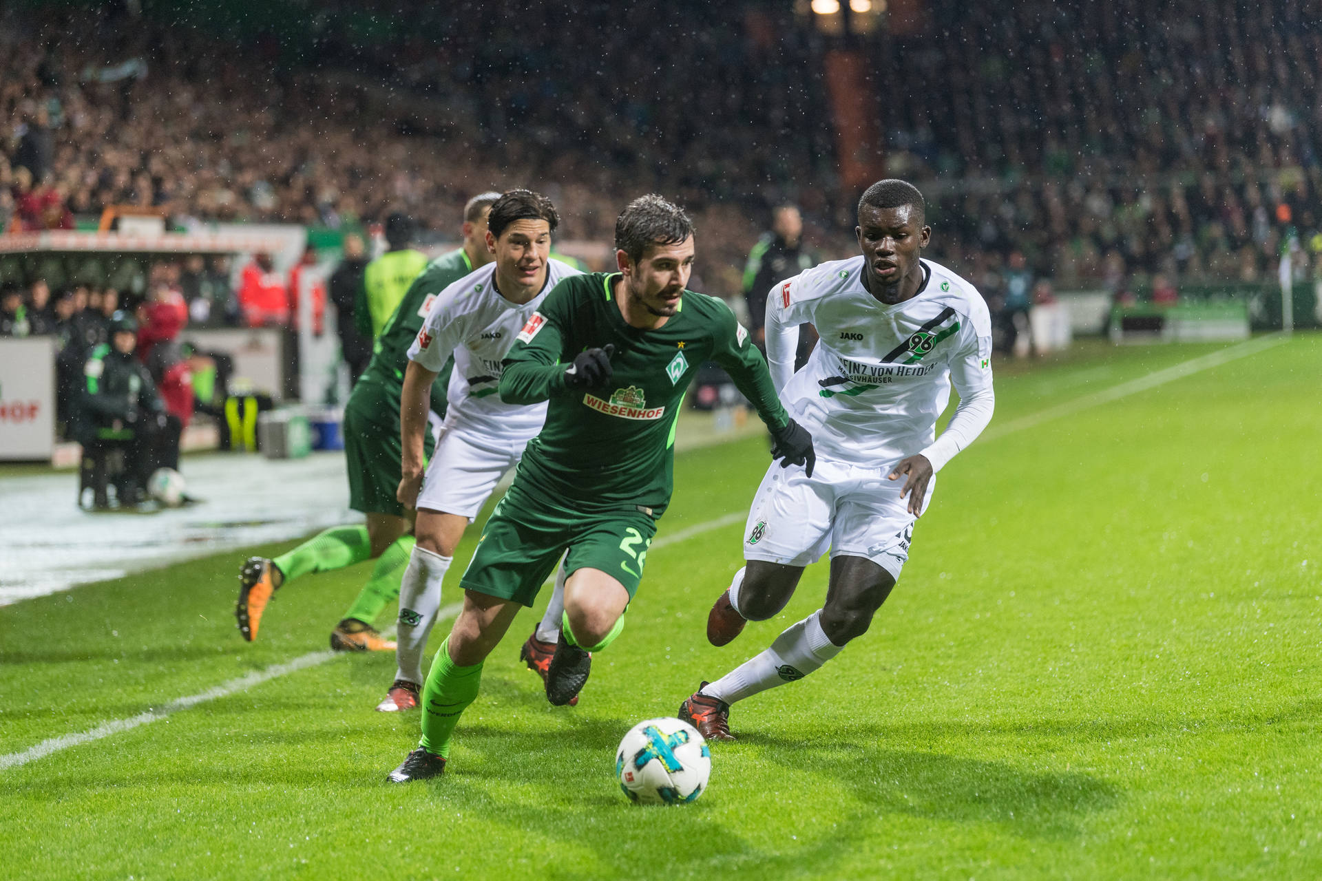 关于不莱梅球队备战意识强烈,视每场比赛为决战的信息 关于不莱梅球队备战意识强烈,视每场比赛为决战的信息