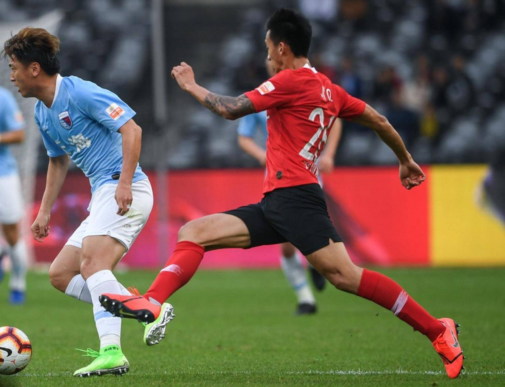 包含深圳佳兆业主场战平青岛黄海,追平对手的词条 包含深圳佳兆业主场战平青岛黄海,追平对手的词条