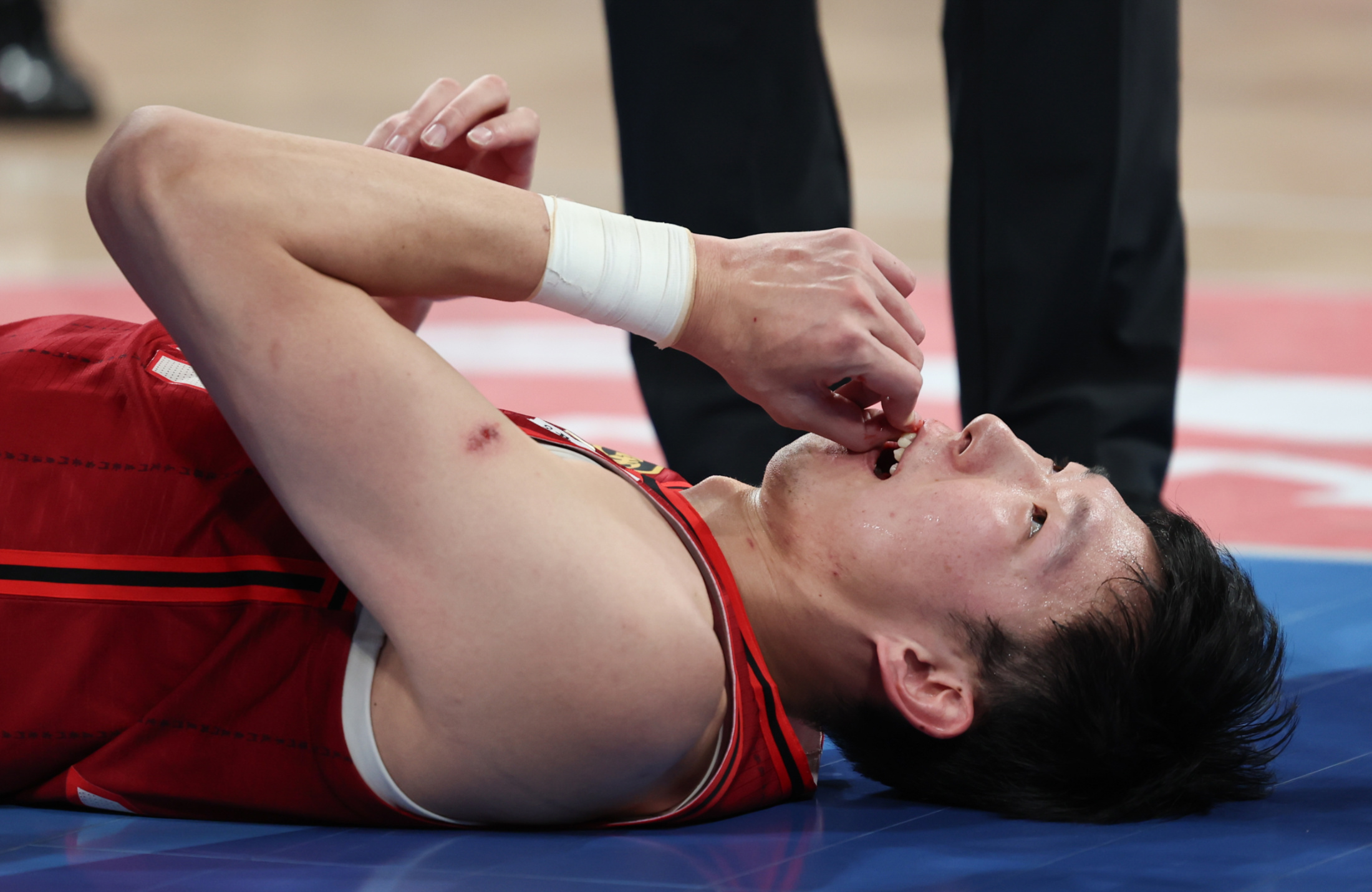 新疆男篮在最新一场比赛中逆袭成功，实至名归的简单介绍