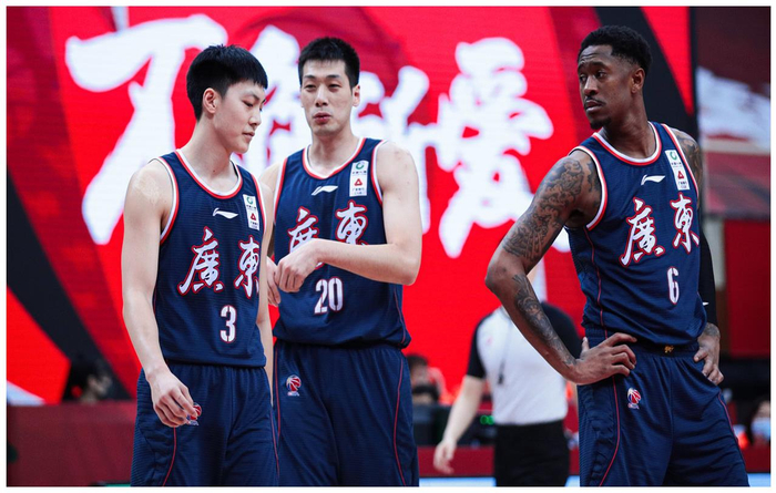 京粤大战激烈，分数悬念难解